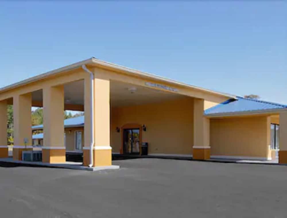 Days Inn By Wyndham ДеФъниак Спрингс Екстериор снимка